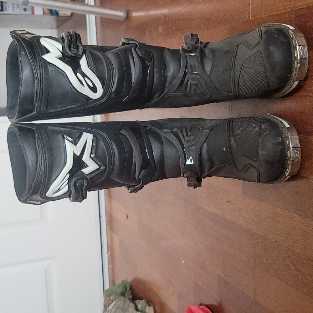 Alpinestars tech 8 boots size 12 brand new worn once black/wht with steel toe.